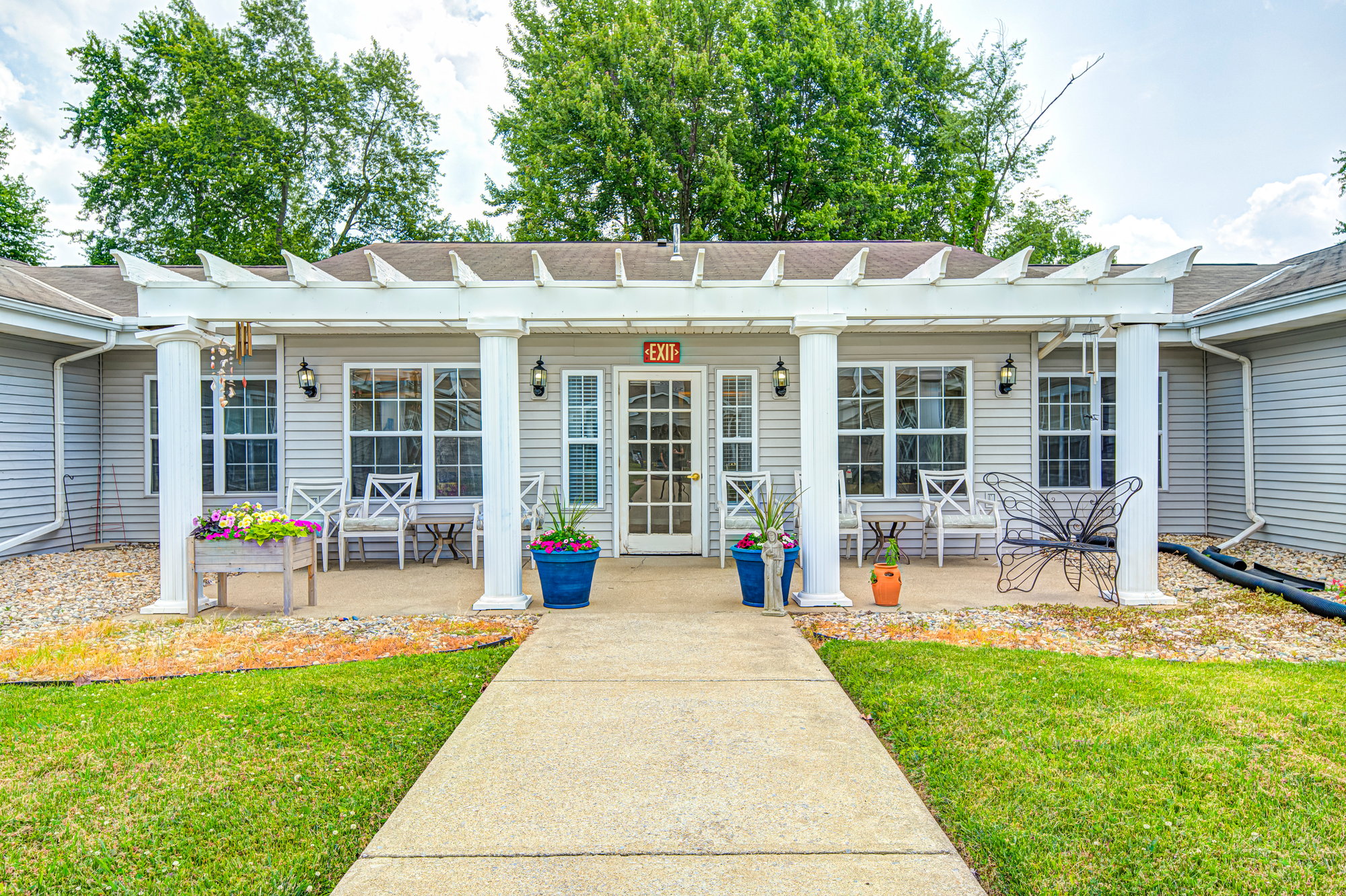 BNPL-AL-patio-030